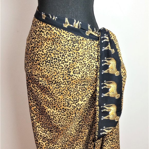 Hand Painted Pareo Scarf / Sarong / Dress / Wrap - Picture 9 of 11